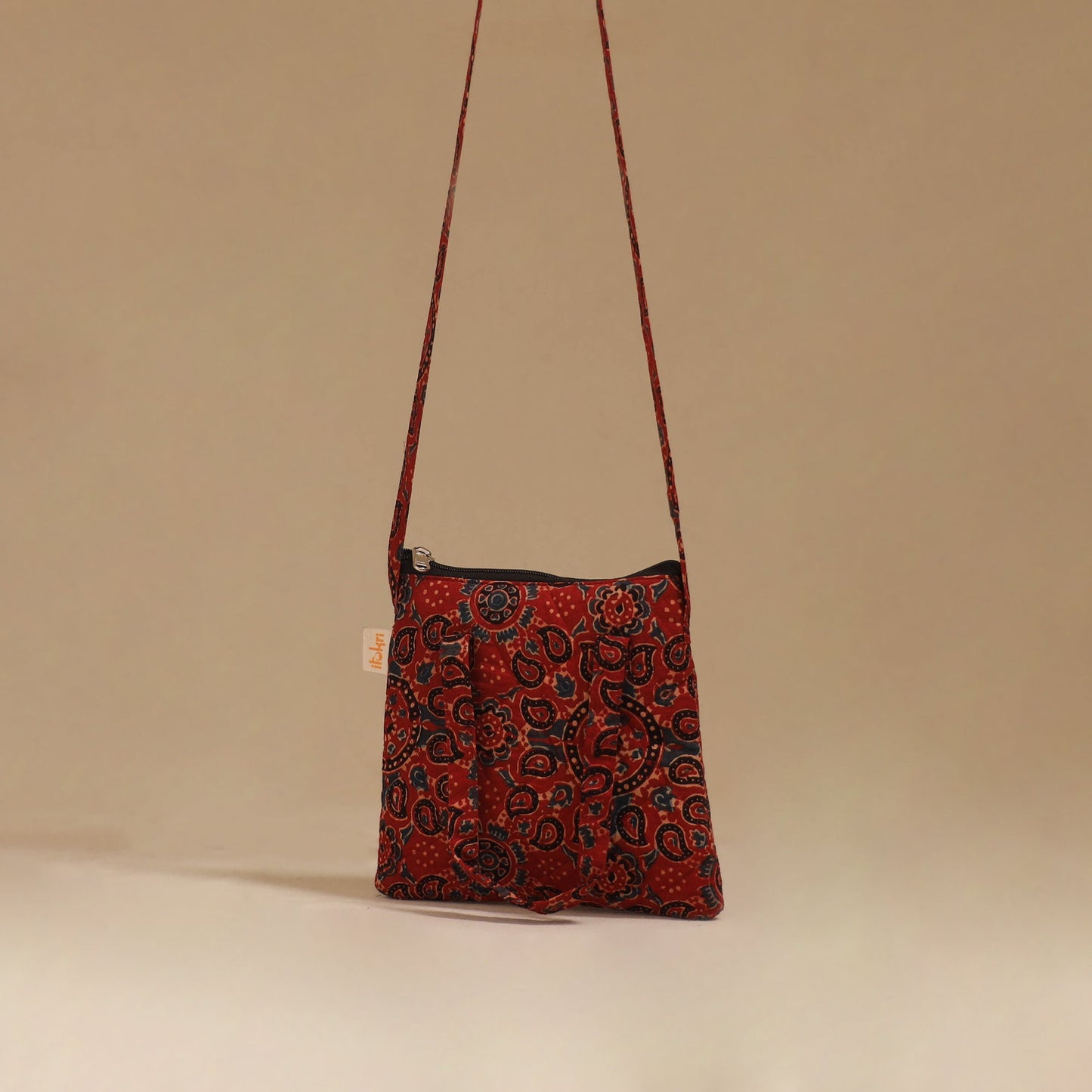 Handcrafted quilted sling bag 03