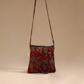 Handcrafted quilted sling bag 44