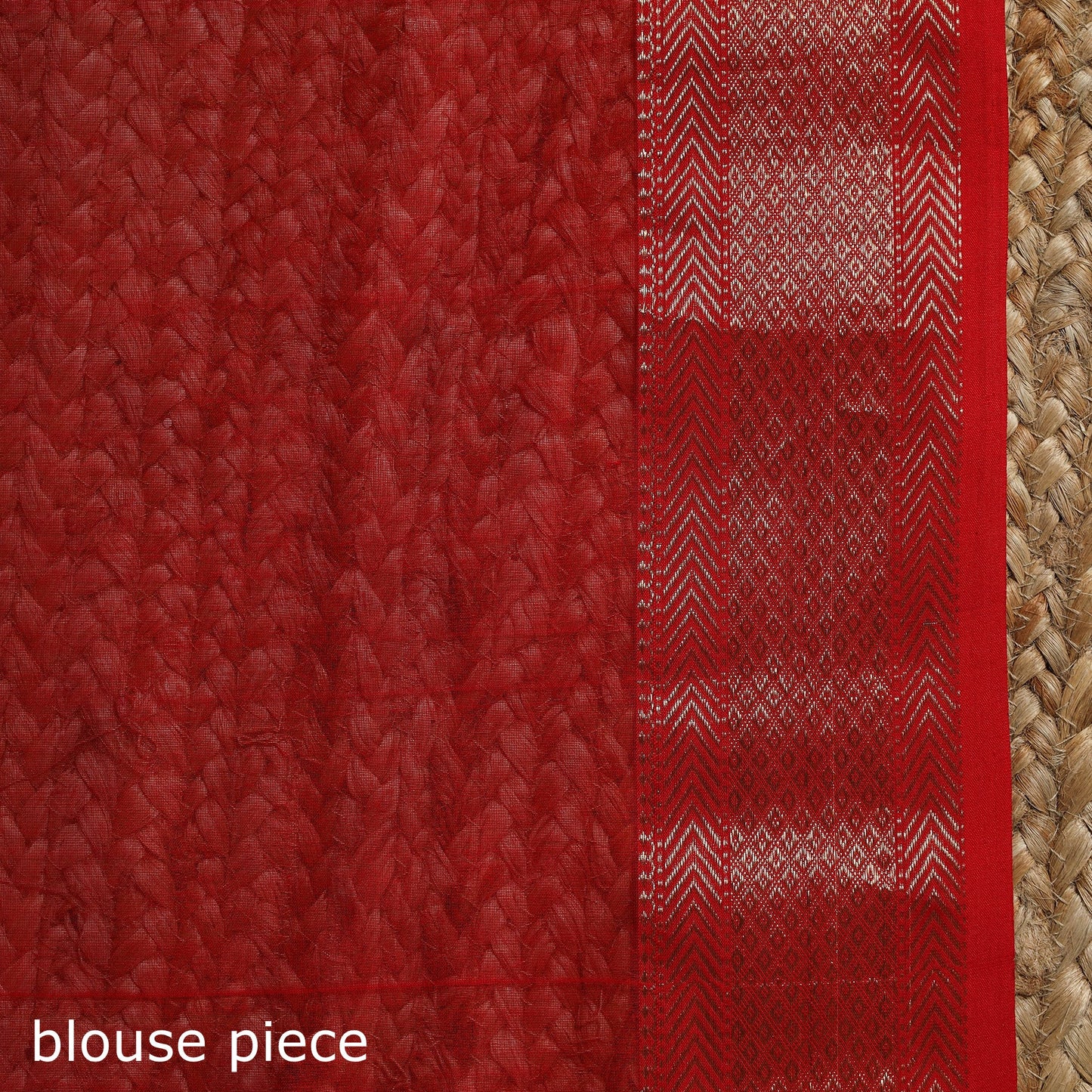 Red - handloom buti maheshwari saree with zari border 27
