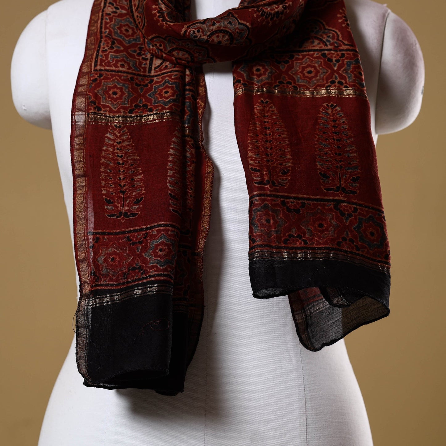 Handloom chanderi silk natural dyed stole 09 - handcrafted