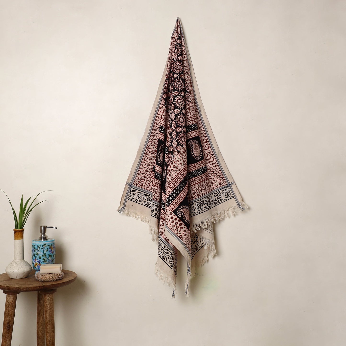 Buy Handloom Cotton Bagh Print Towel 