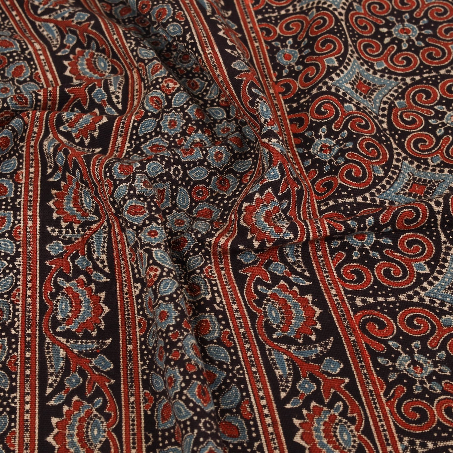 Red - handloom cotton double bed sheet (108 x 90 in) 20