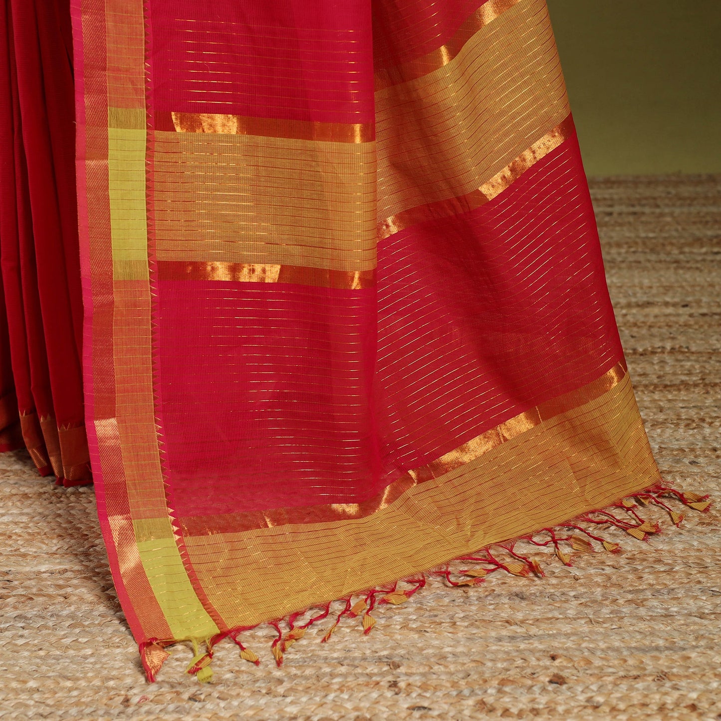Red - handloom cotton zari border mangalagiri saree 29