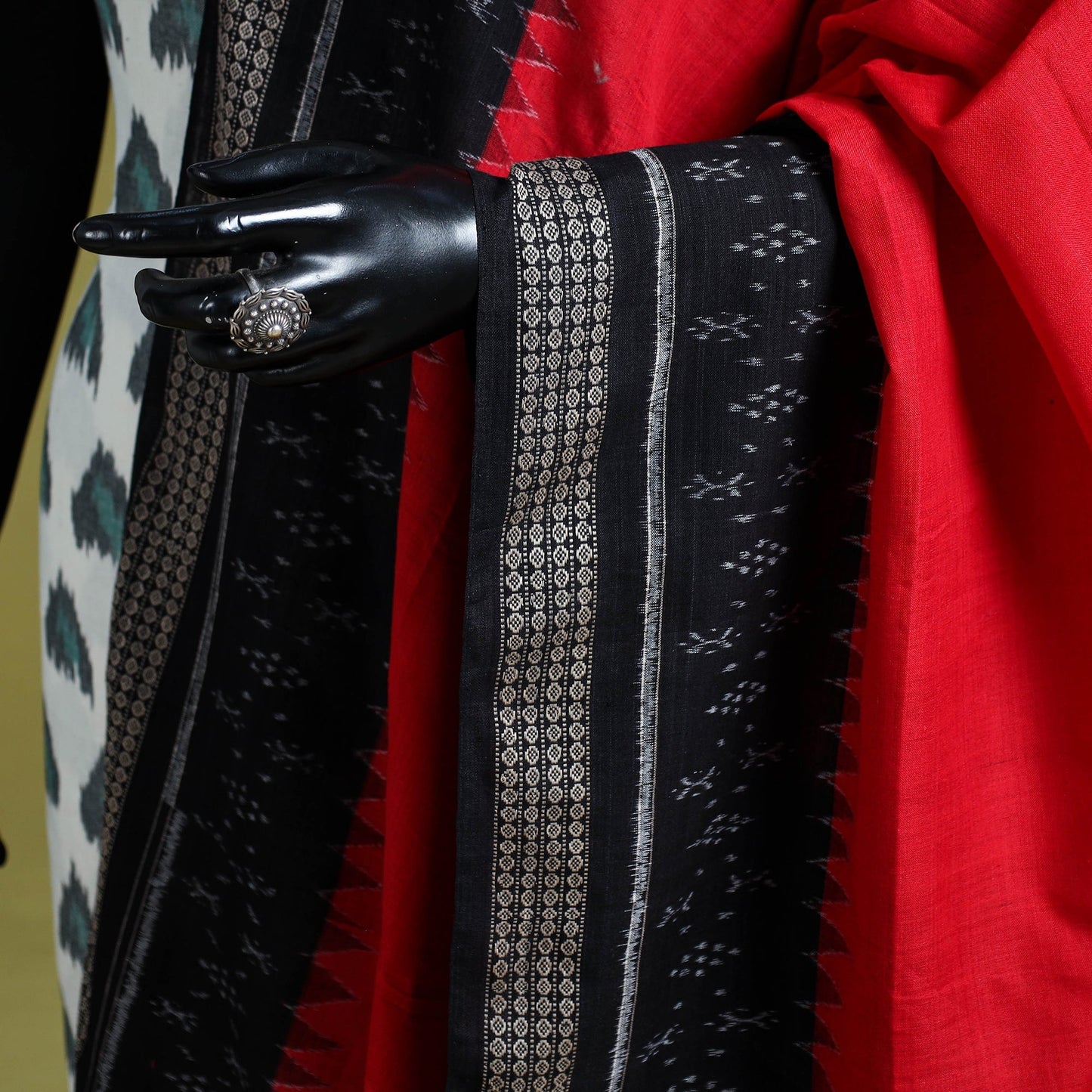 Red - ikat weave cotton sambalpuri dupatta 13 - handcrafted