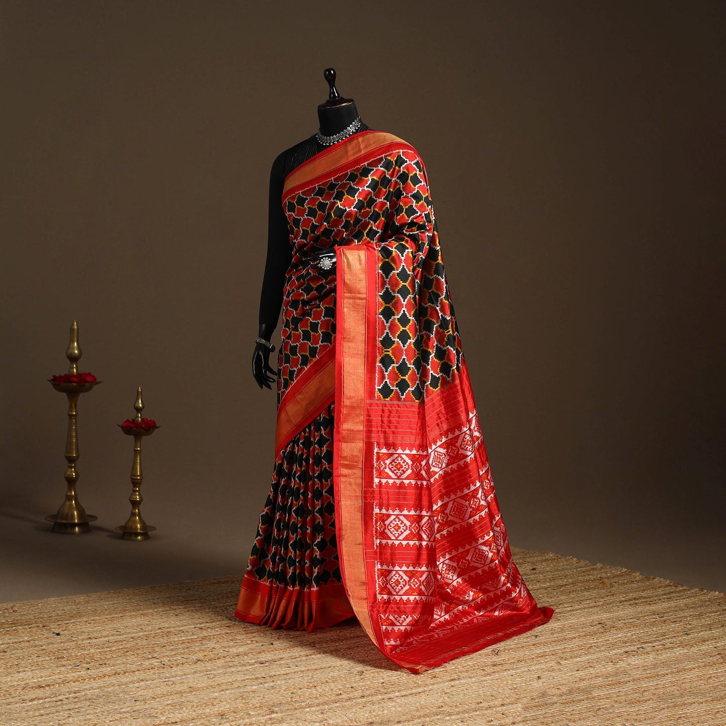 Handloom mulberry silk patola ikat pochampally saree 18