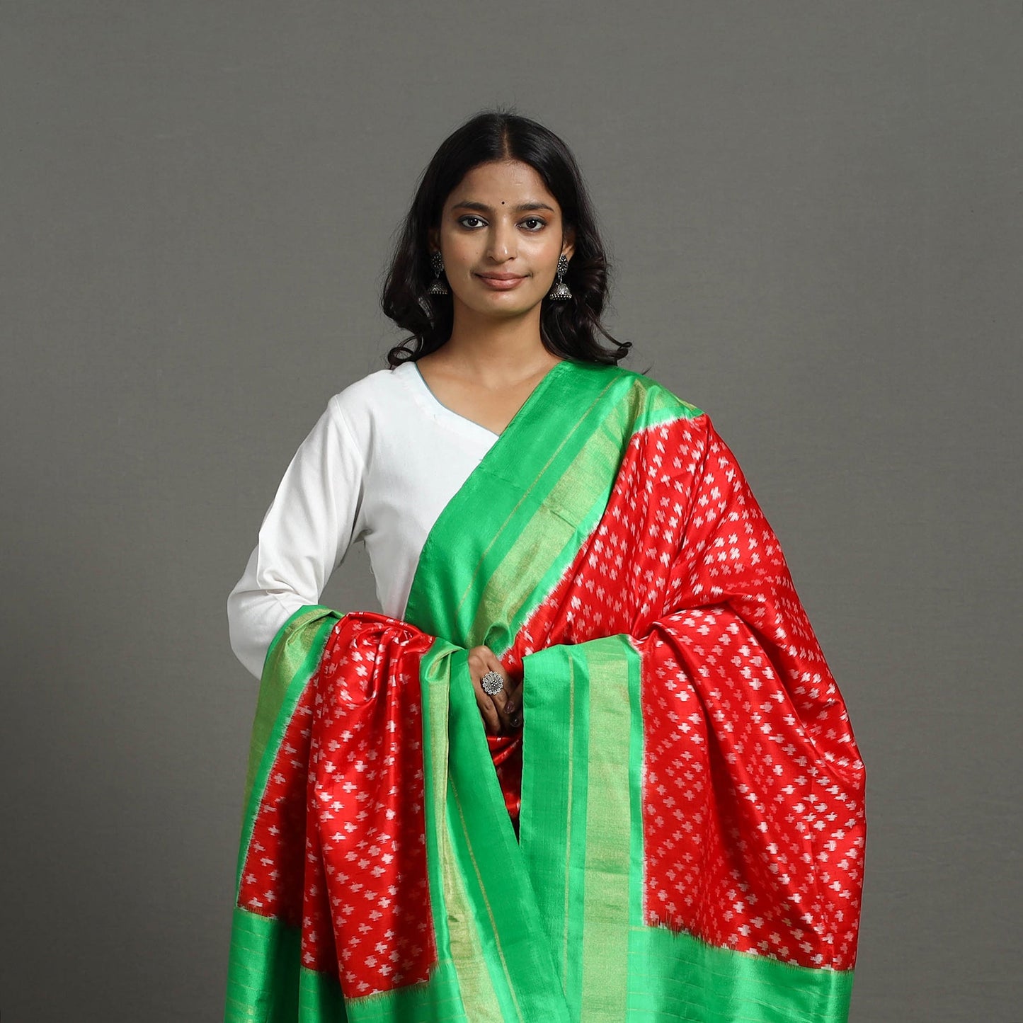 Red - handloom pochampally ikat silk dupatta 05