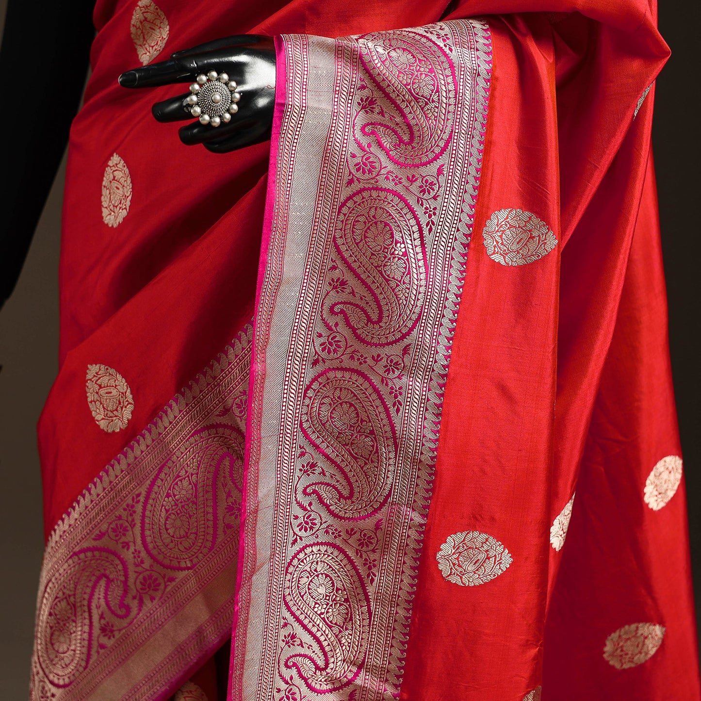 Red - handloom pure katan silk kaduwa zari buti banarasi