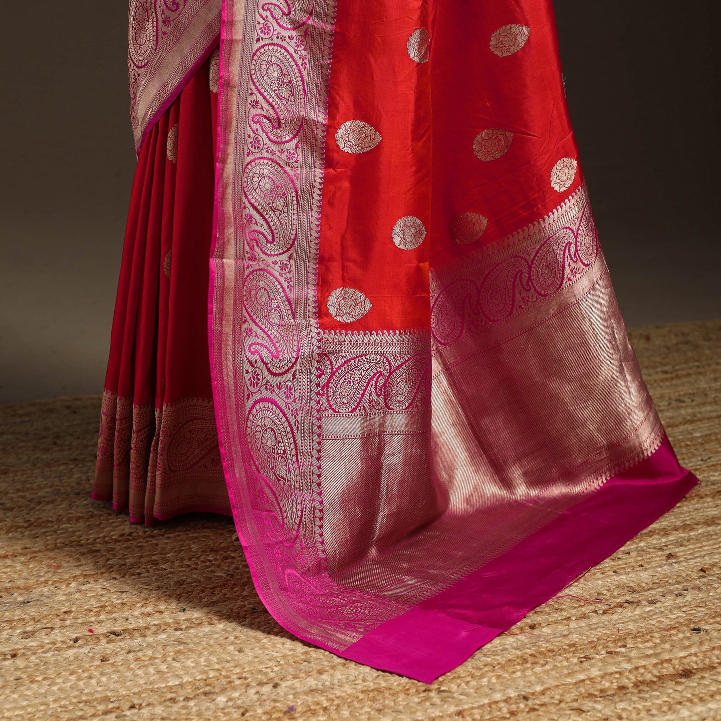 Red - handloom pure katan silk kaduwa zari buti banarasi