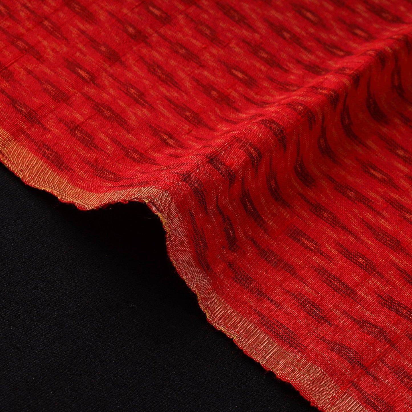 Handloom raw silk pochampally ikat fabric 02 - handcrafted