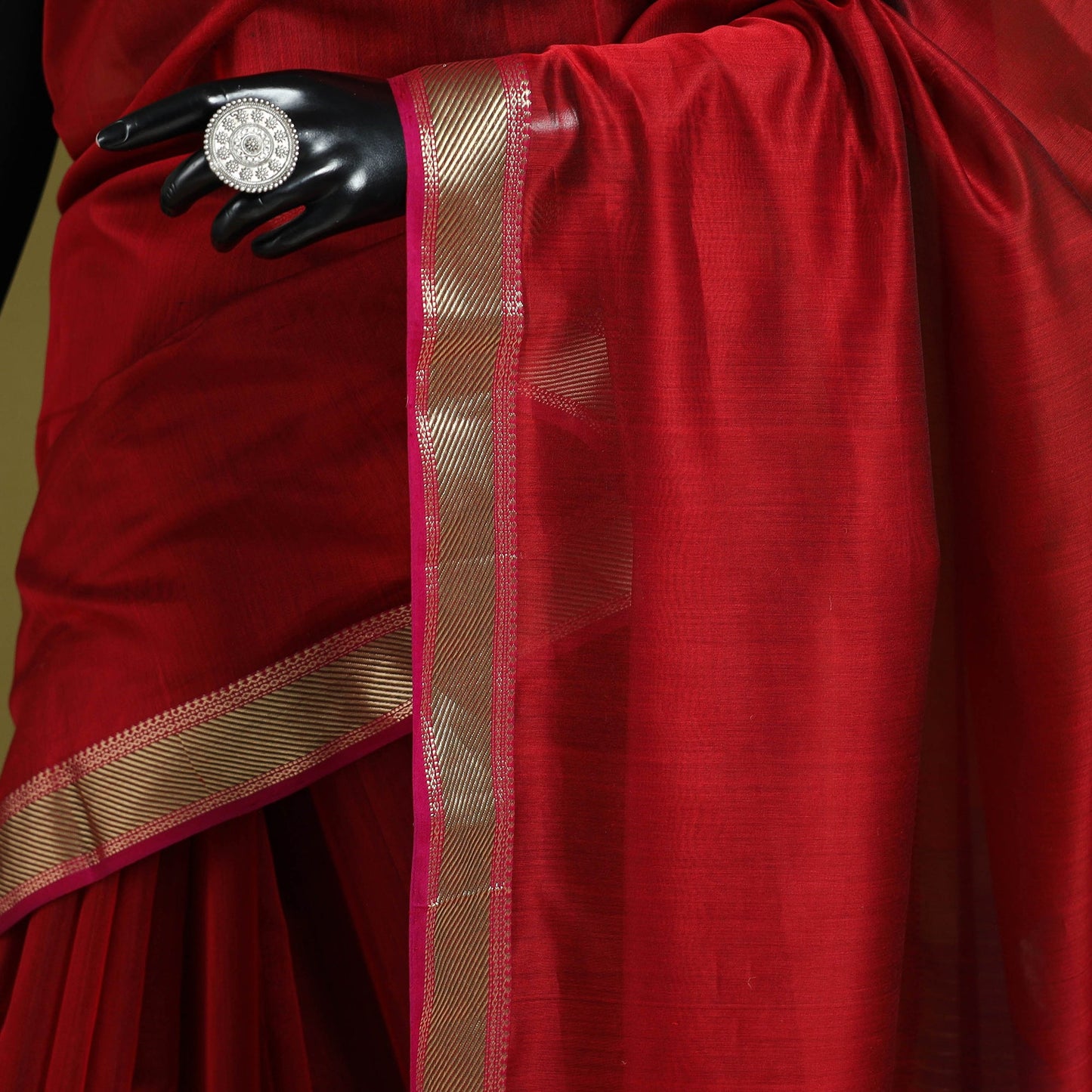Red - handloom silk cotton maheshwari saree with zari