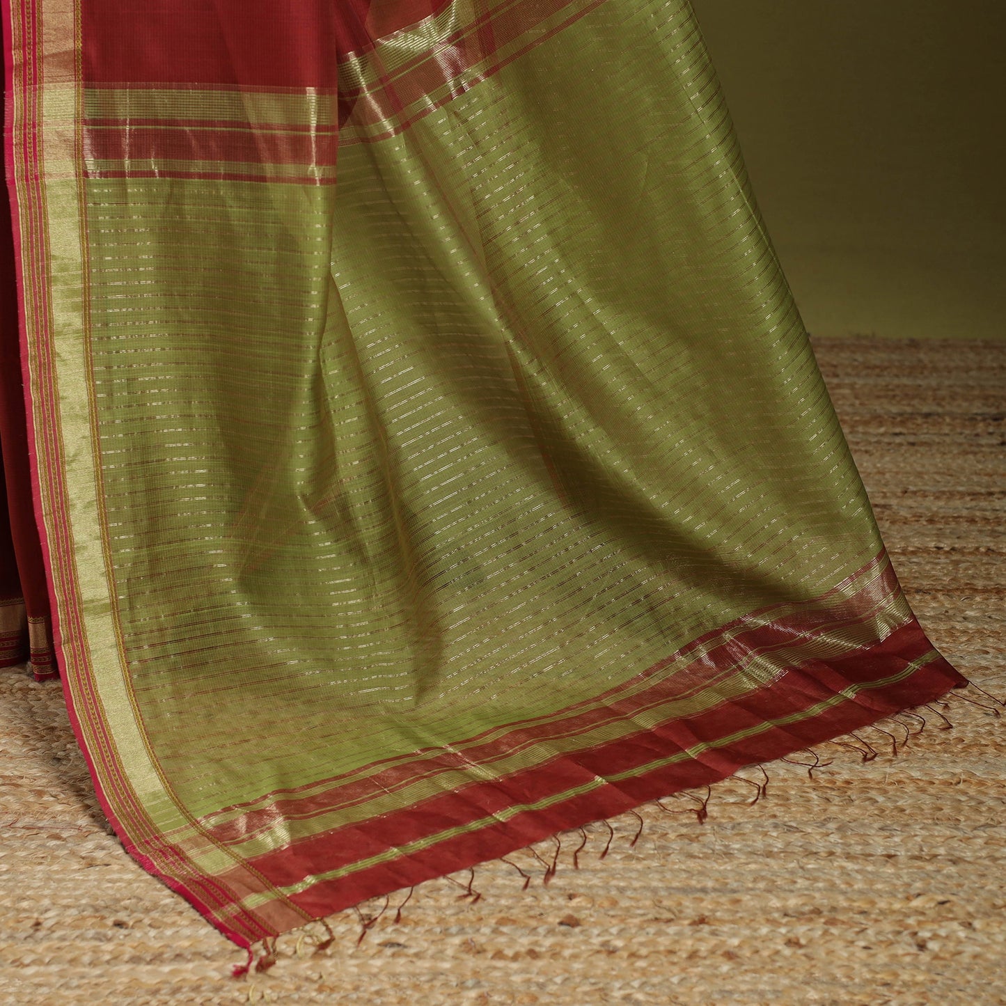 Red - handloom silk cotton maheshwari saree with zari
