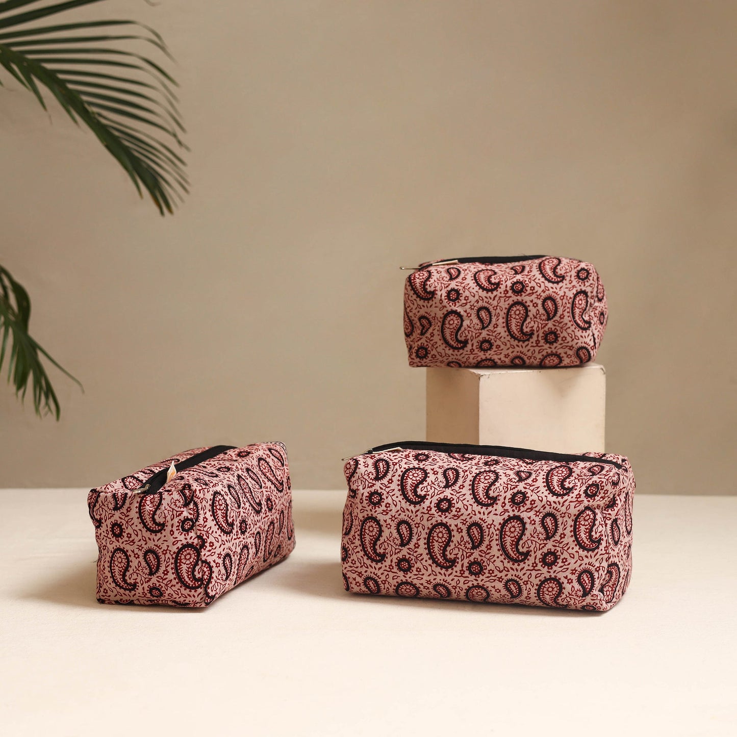 Red - handmade cotton toiletry bags (set of 3) 19