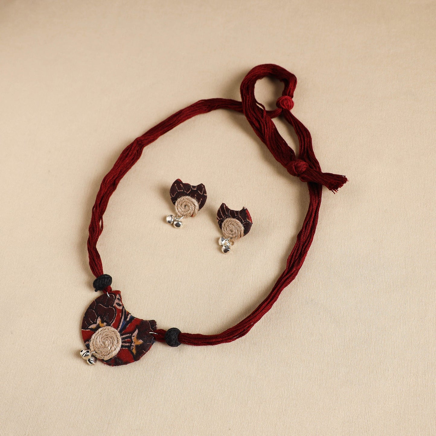 Red - handmade fabart jute necklace set 20 - handcrafted