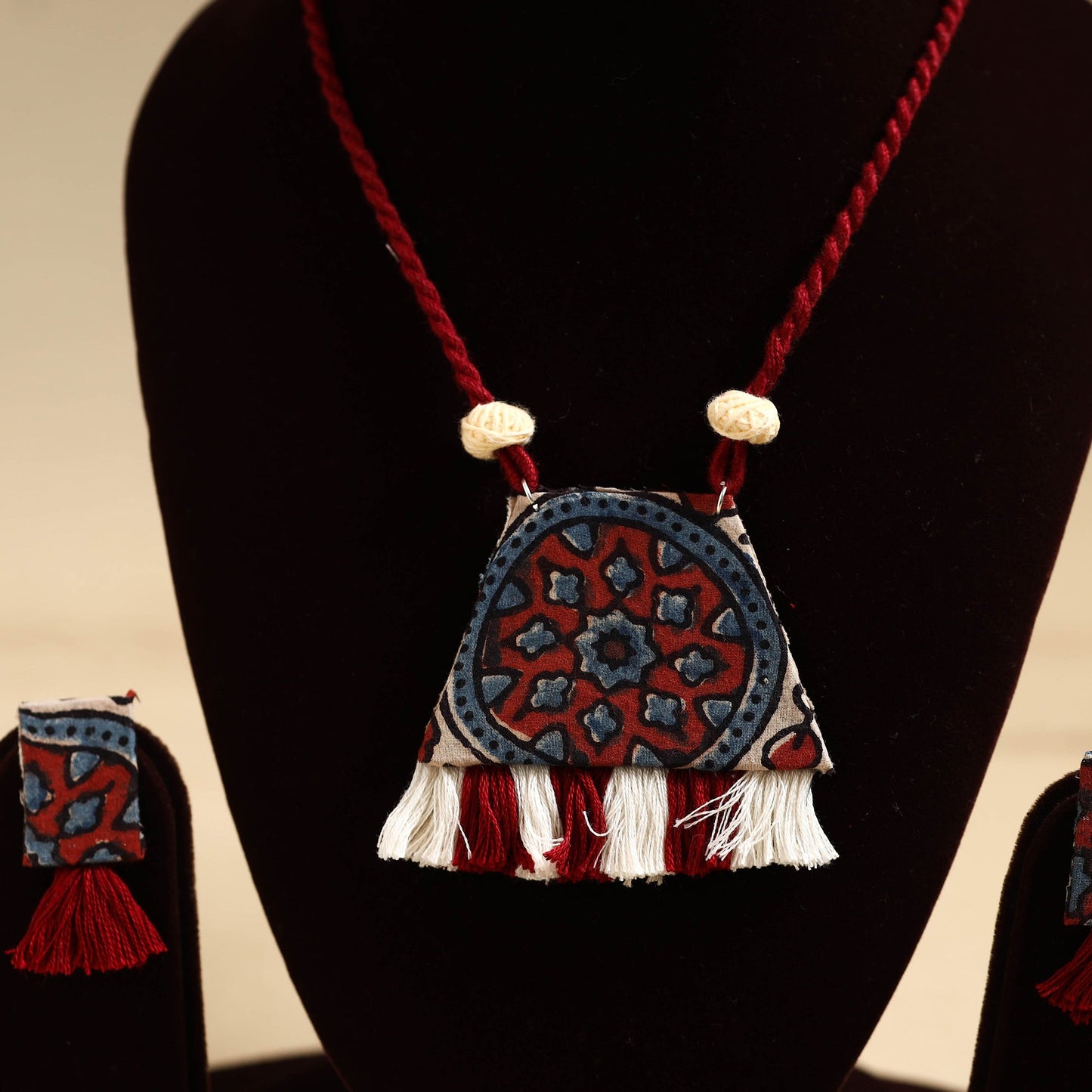 Red - handmade fabart necklace set 12 - handcrafted