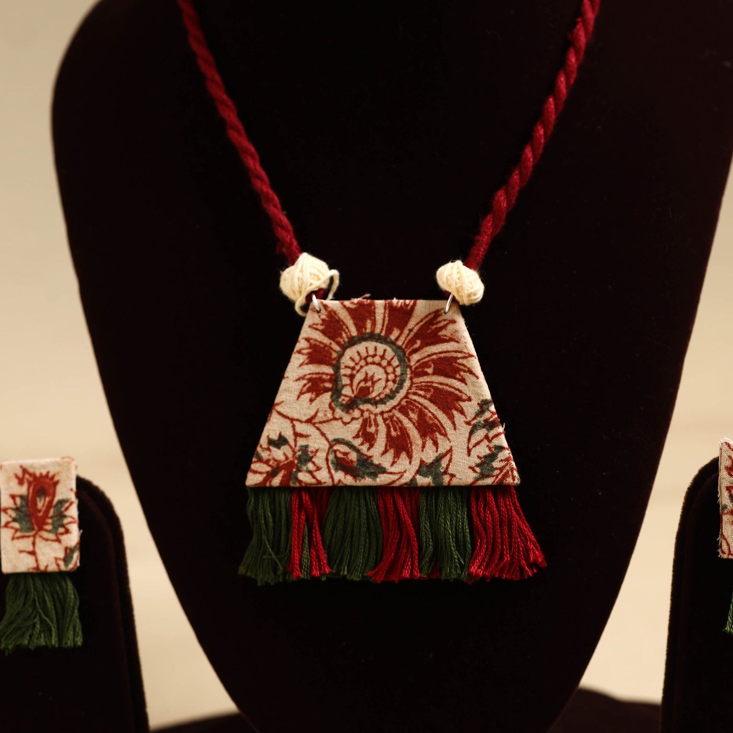 Red - handmade fabart necklace set 26 - handcrafted