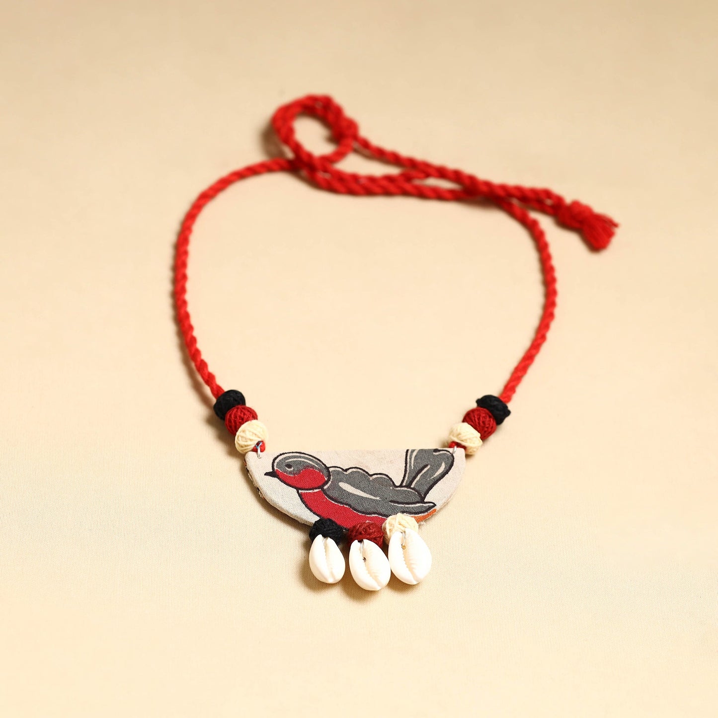 Buy Handmade Fabart Shell Necklace Set