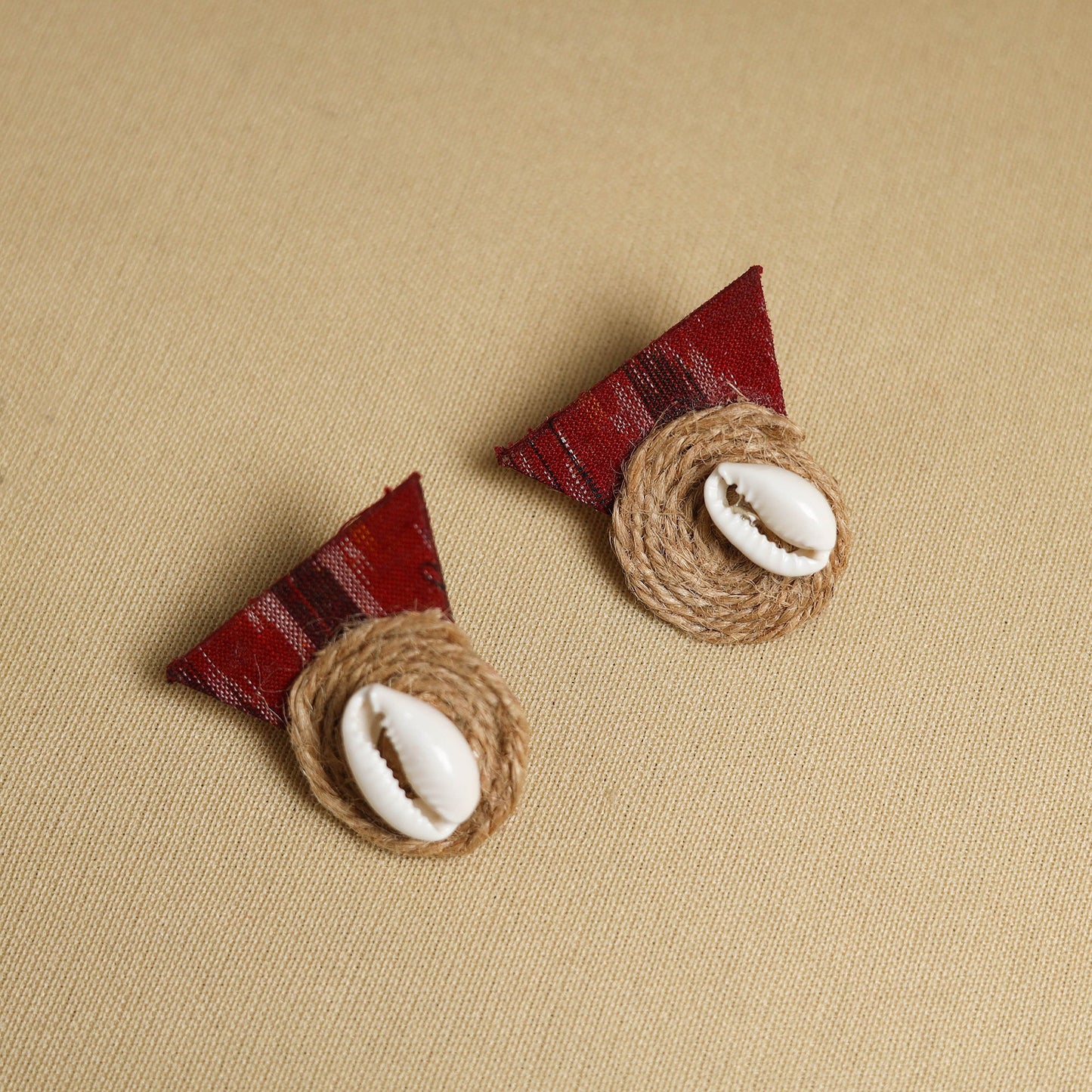 Buy Handmade Jute Fabart Necklace Set