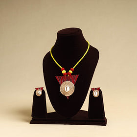 Buy Handmade Jute Fabart Necklace Set