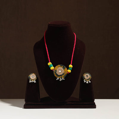 Buy Handmade Jute Fabart Necklace Set