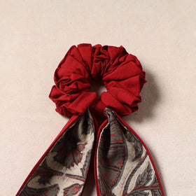 Handmade rubber band/scarf scrunchie 39 - handcrafted