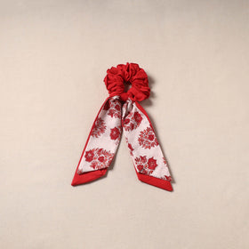 Handmade rubber band/scarf scrunchie 68 - handcrafted