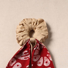 Handmade rubber band/scarf scrunchie 82 - handcrafted