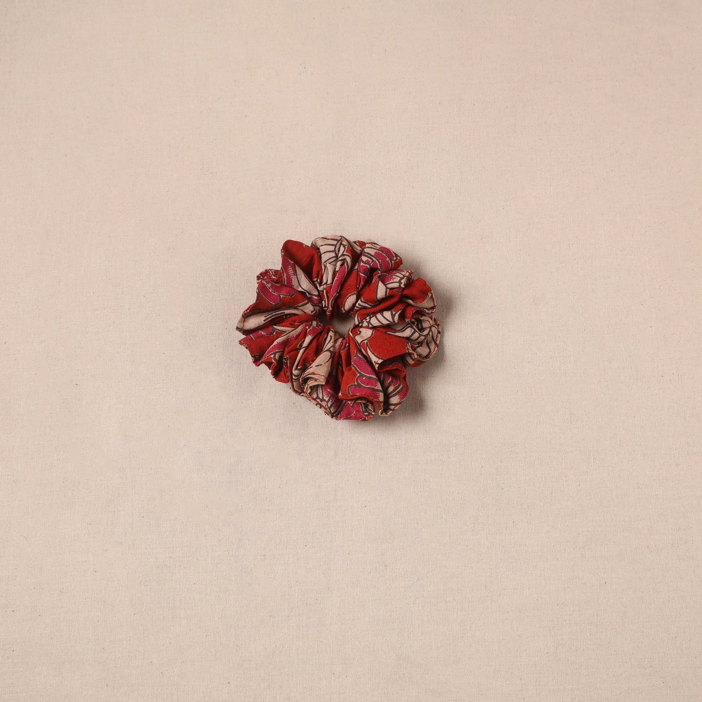 Handmade rubber band/scrunchie 100 - handcrafted
