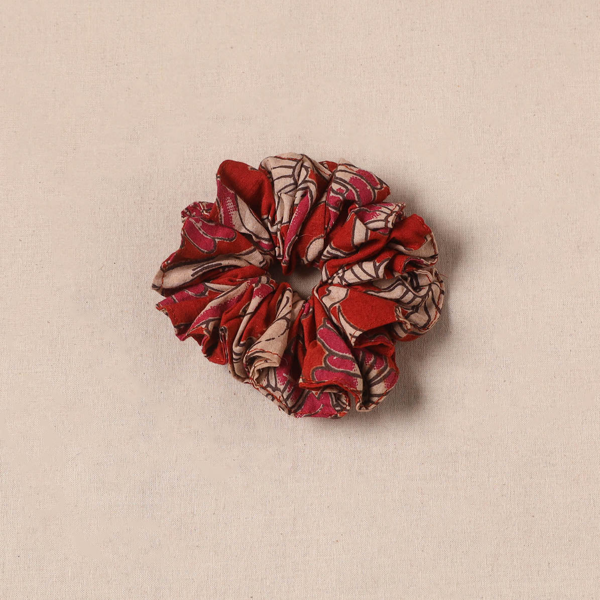 Handmade rubber band/scrunchie 100 - handcrafted