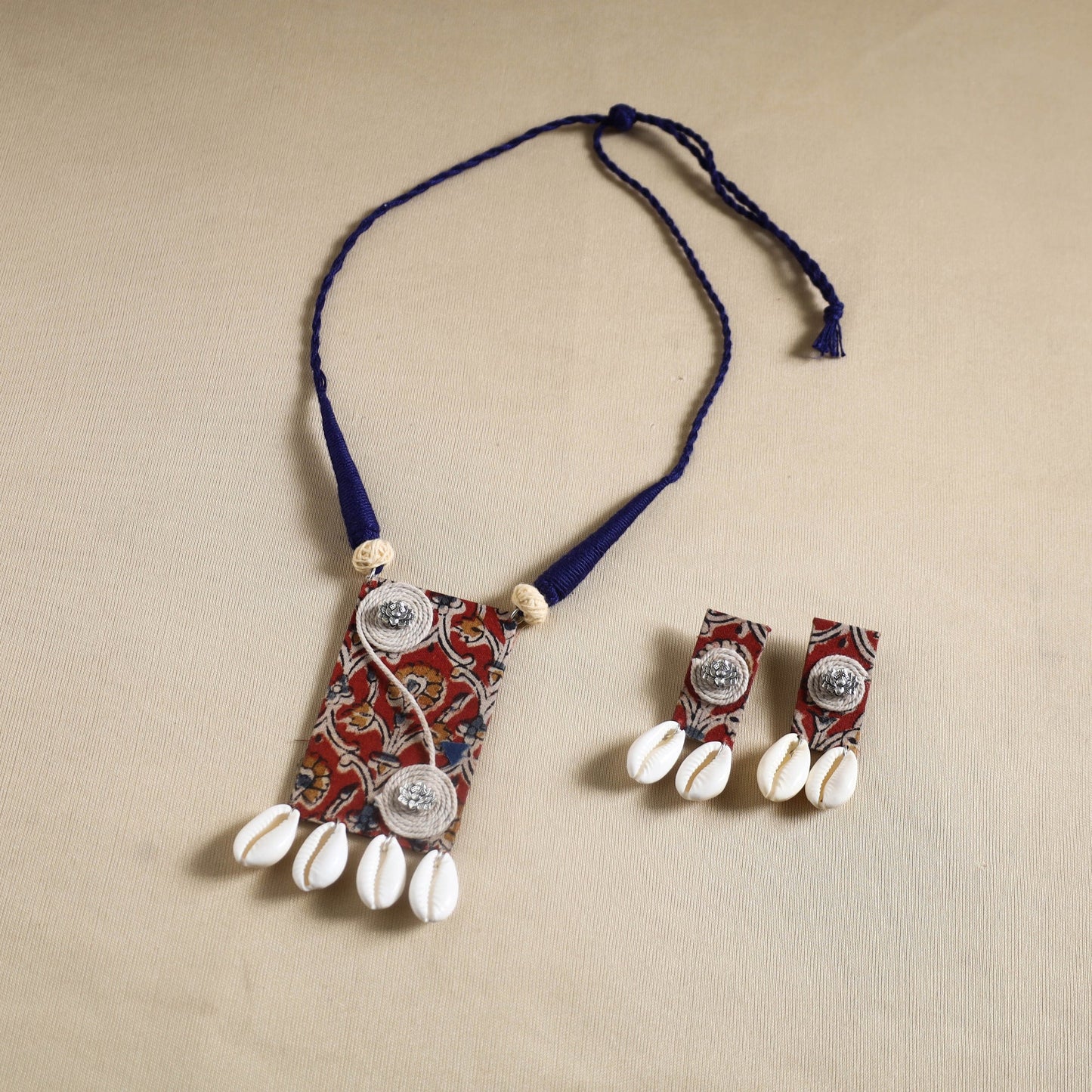 Buy Red Handmade Shell Work Fabart Necklace Set
