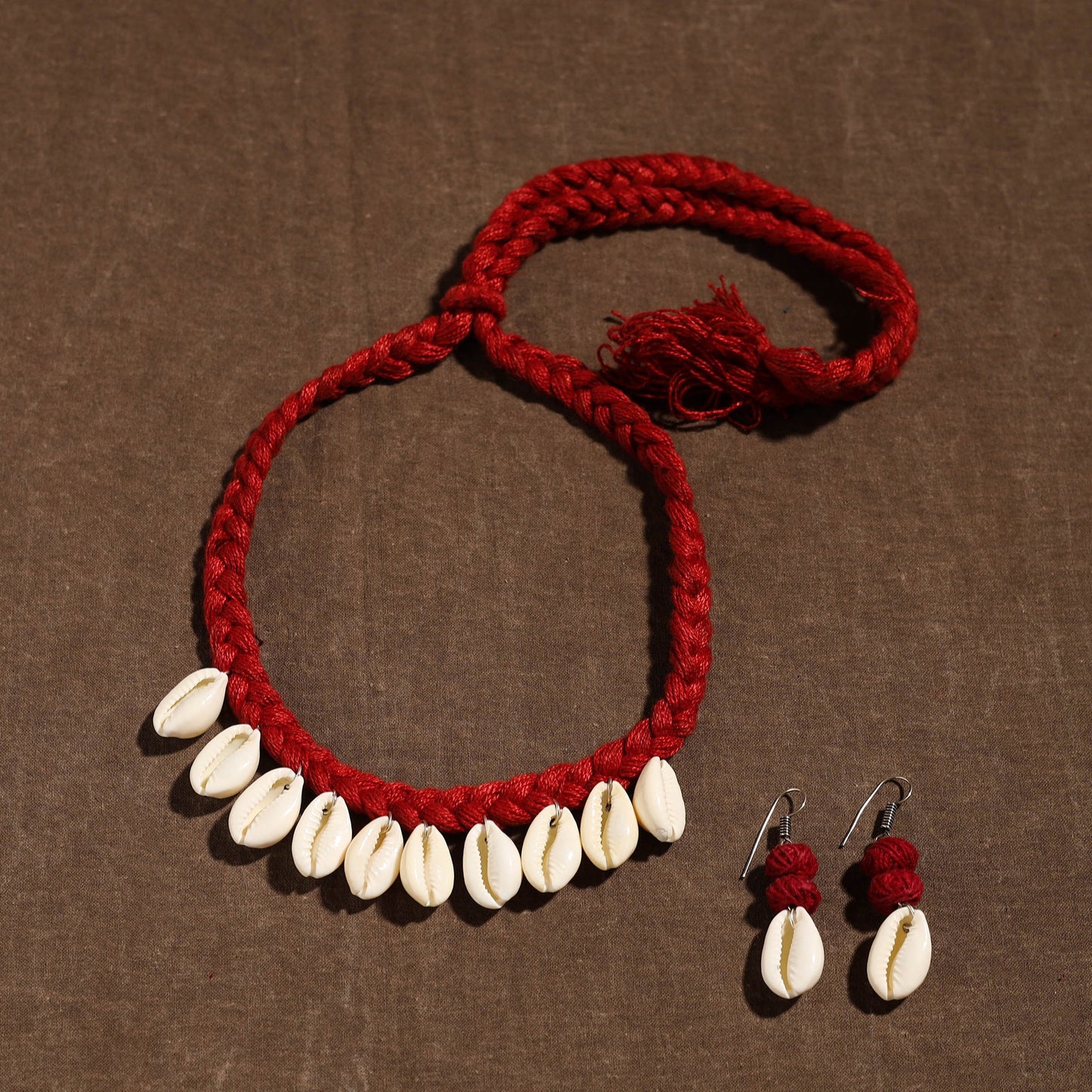 Buy Handmade Thread Braided Shell Necklace Set