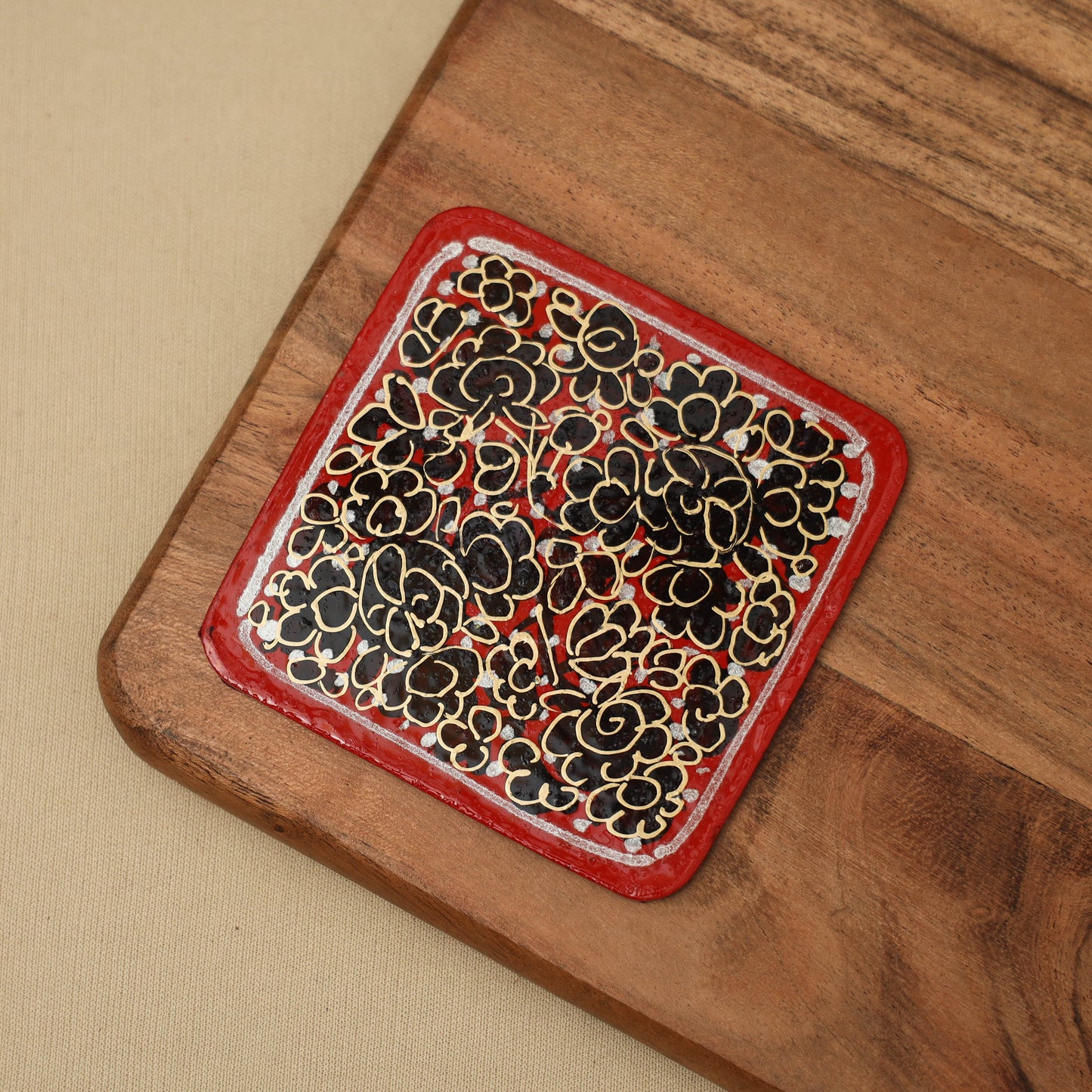 Red - handpainted paper mache coaster with box (set of 6)