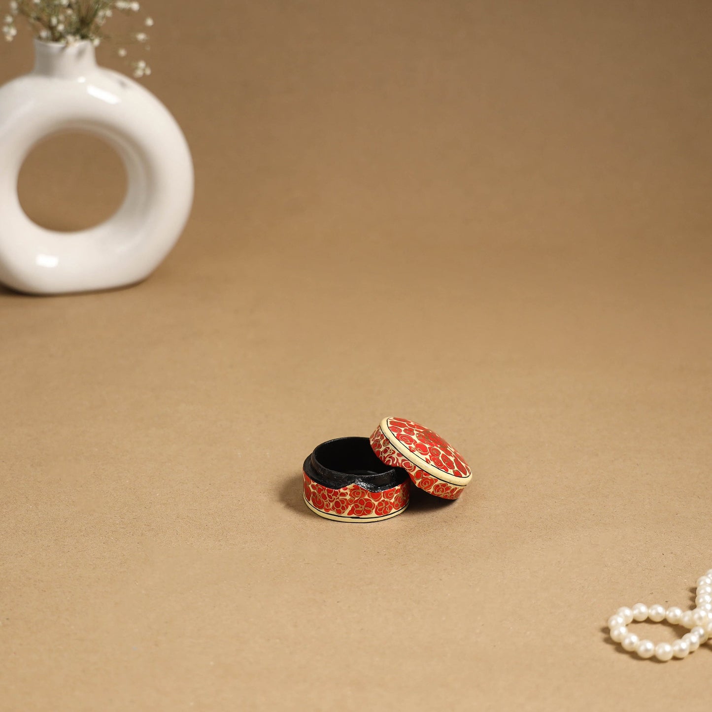 Red - handpainted paper mache multipurpose box 01