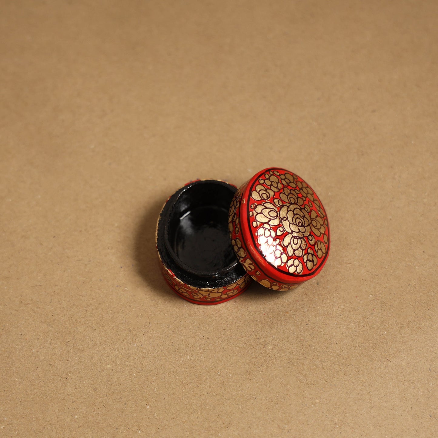 Red - handpainted paper mache multipurpose box 04