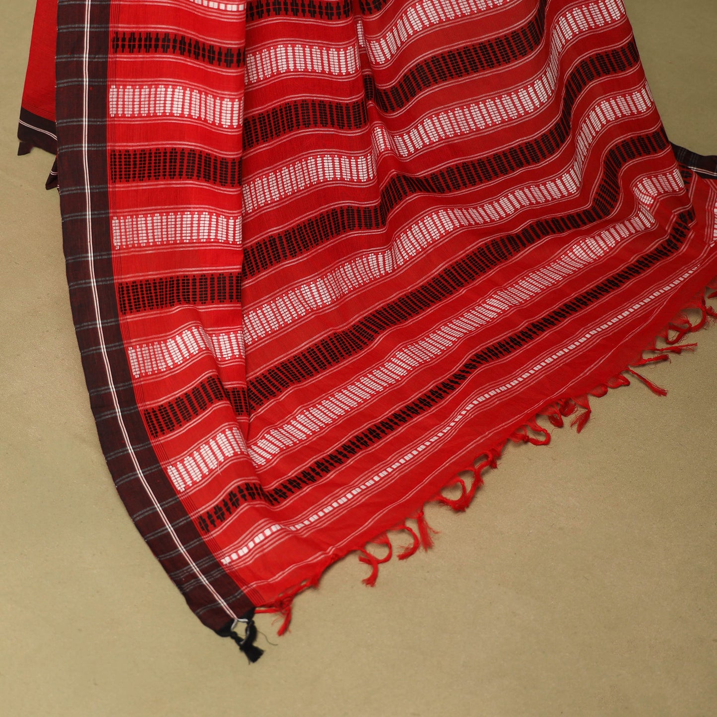 Red - handwoven cotton begumpuri saree 14 - handcrafted