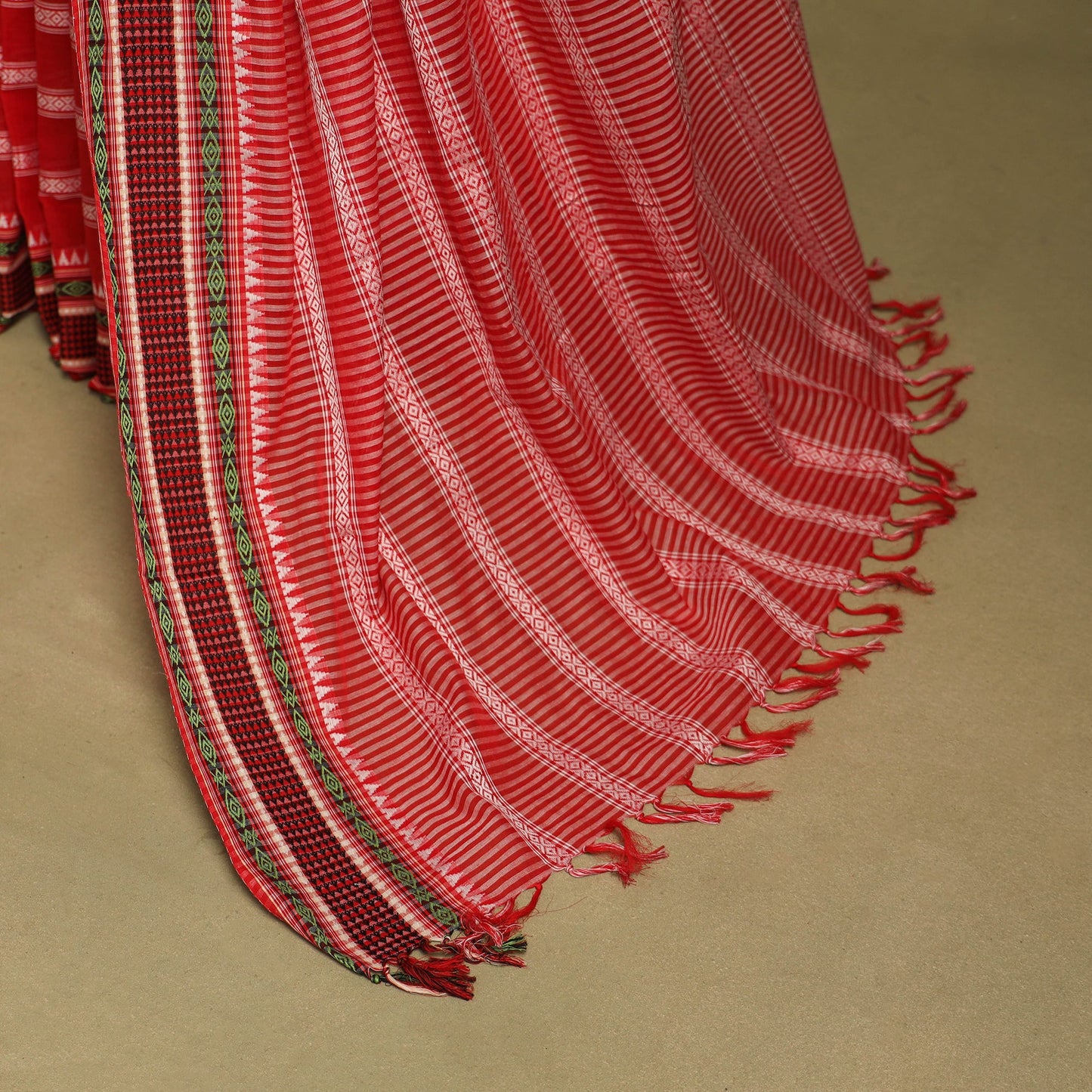 Red - handwoven cotton begumpuri saree 27 - handcrafted