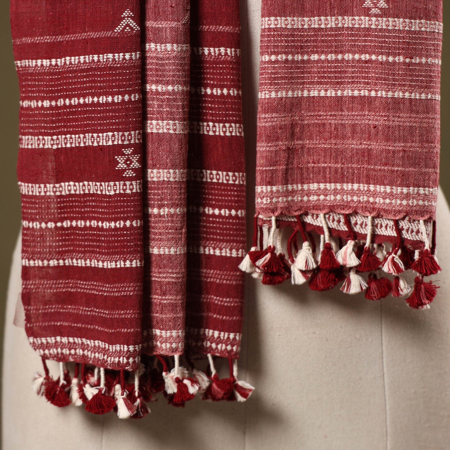Red - handwoven kala cotton kutch bhujodi stole 17