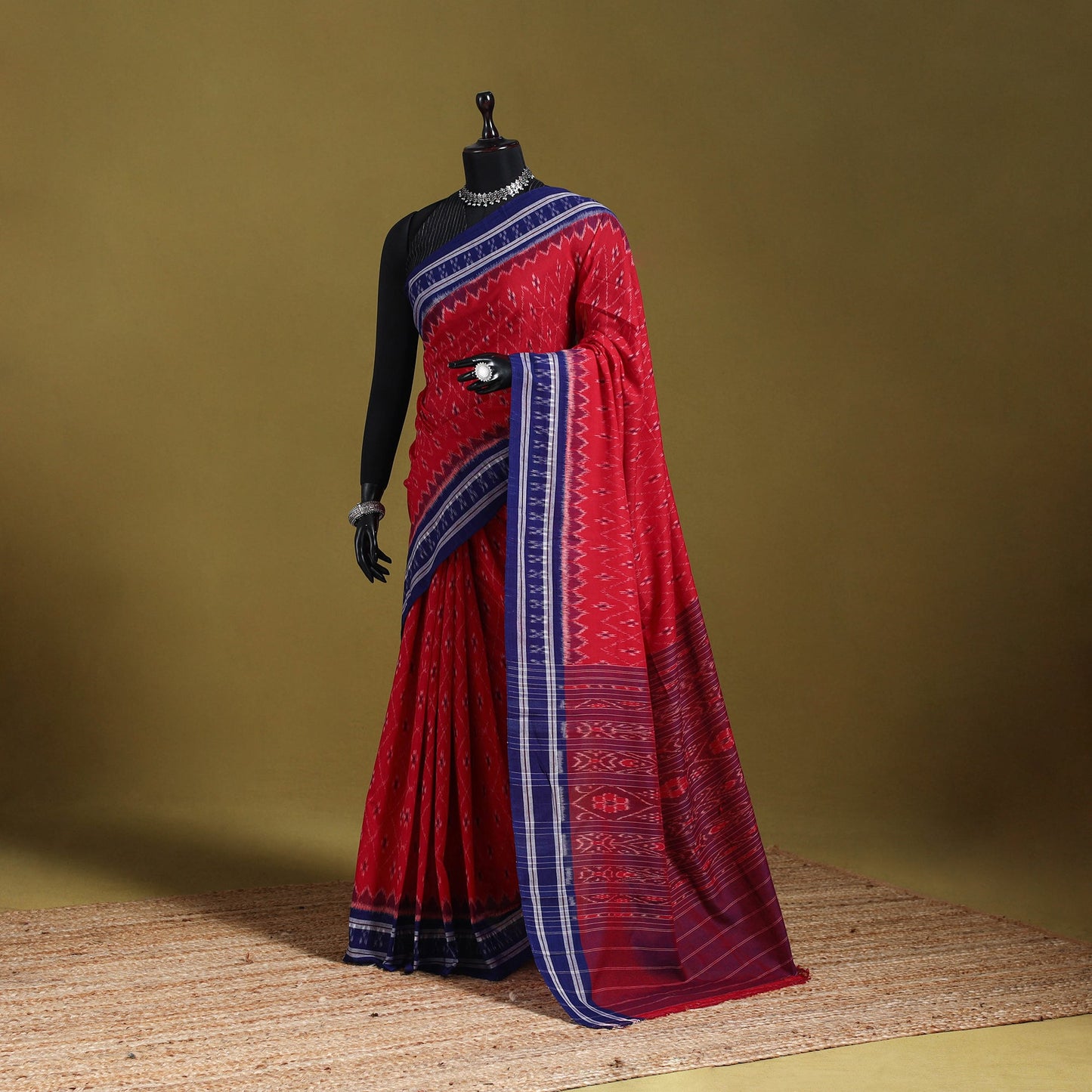 Red - ikat handloom cotton sambalpuri saree 01 - handcrafted