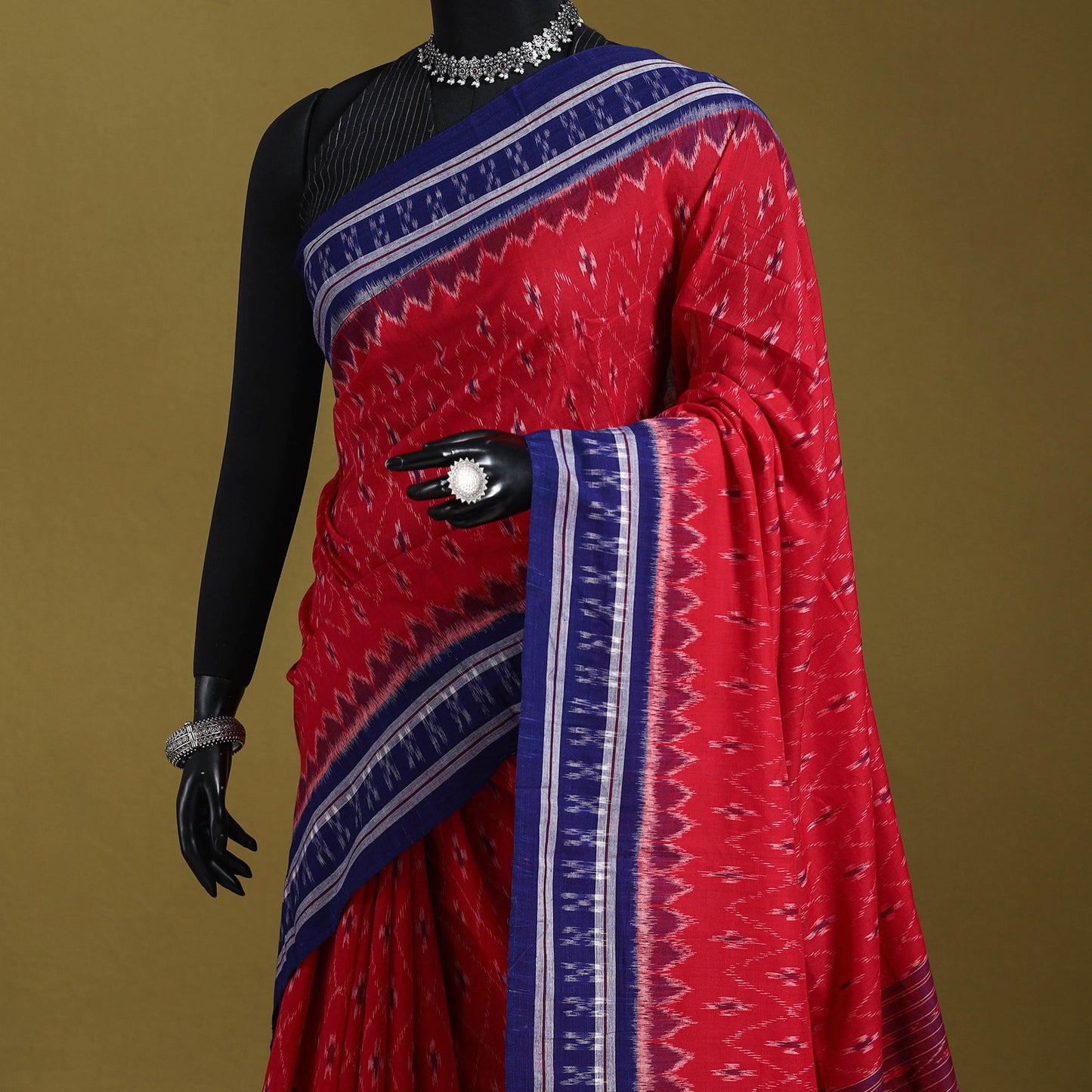 Red - ikat handloom cotton sambalpuri saree 01 - handcrafted