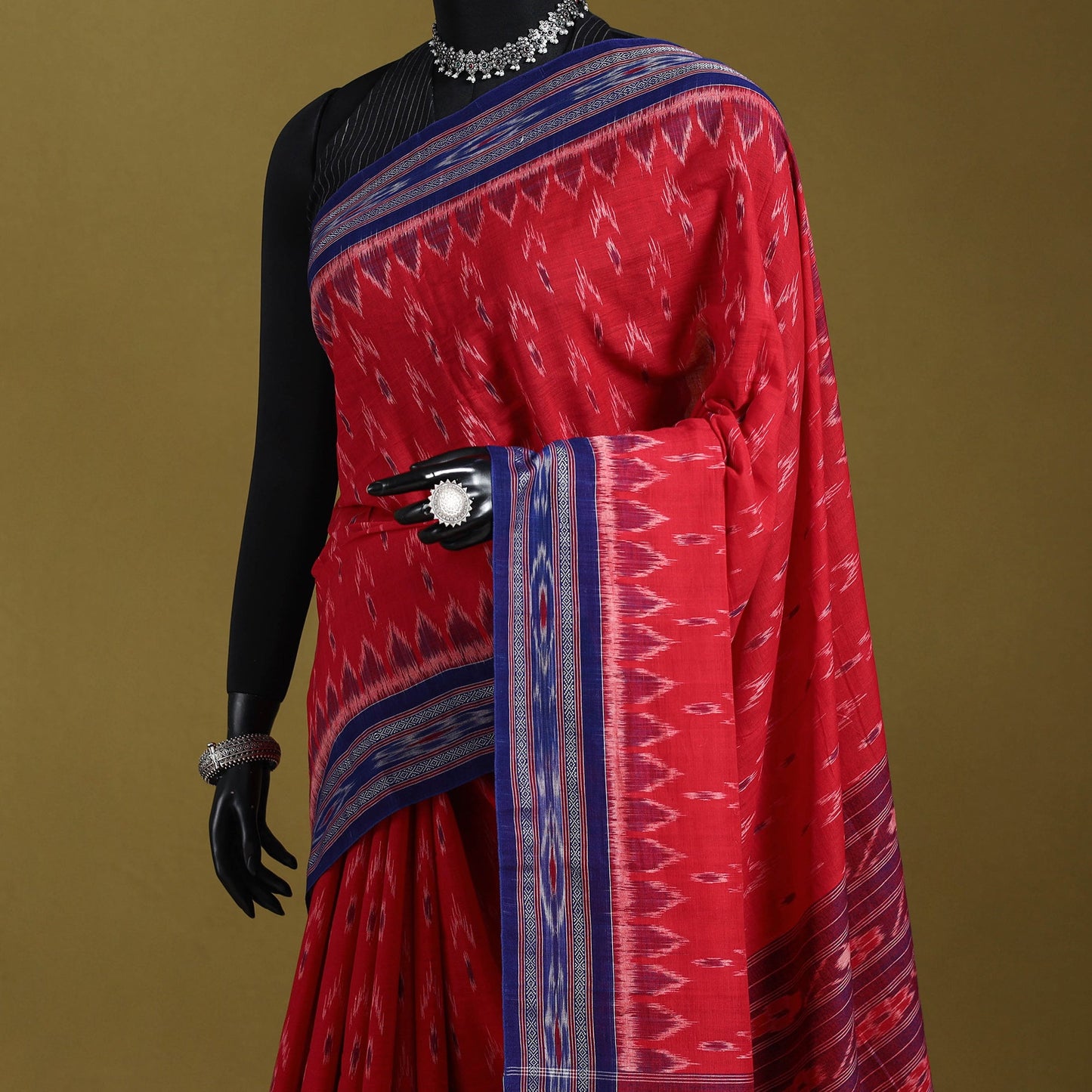 Red - ikat handloom cotton sambalpuri saree 05 - handcrafted