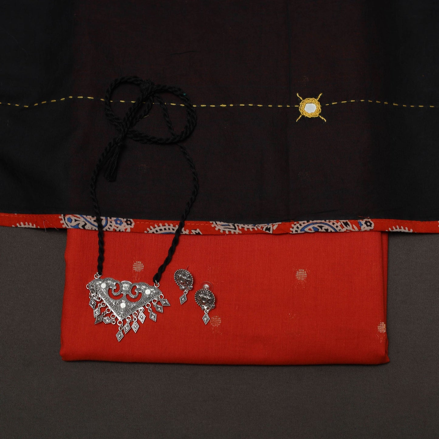 Jacquard cotton 2pc unstitched dress material