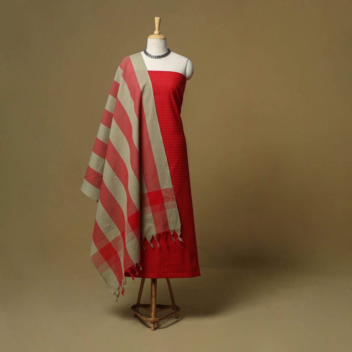 Jacquard cotton 3pc unstitched dress material 37
