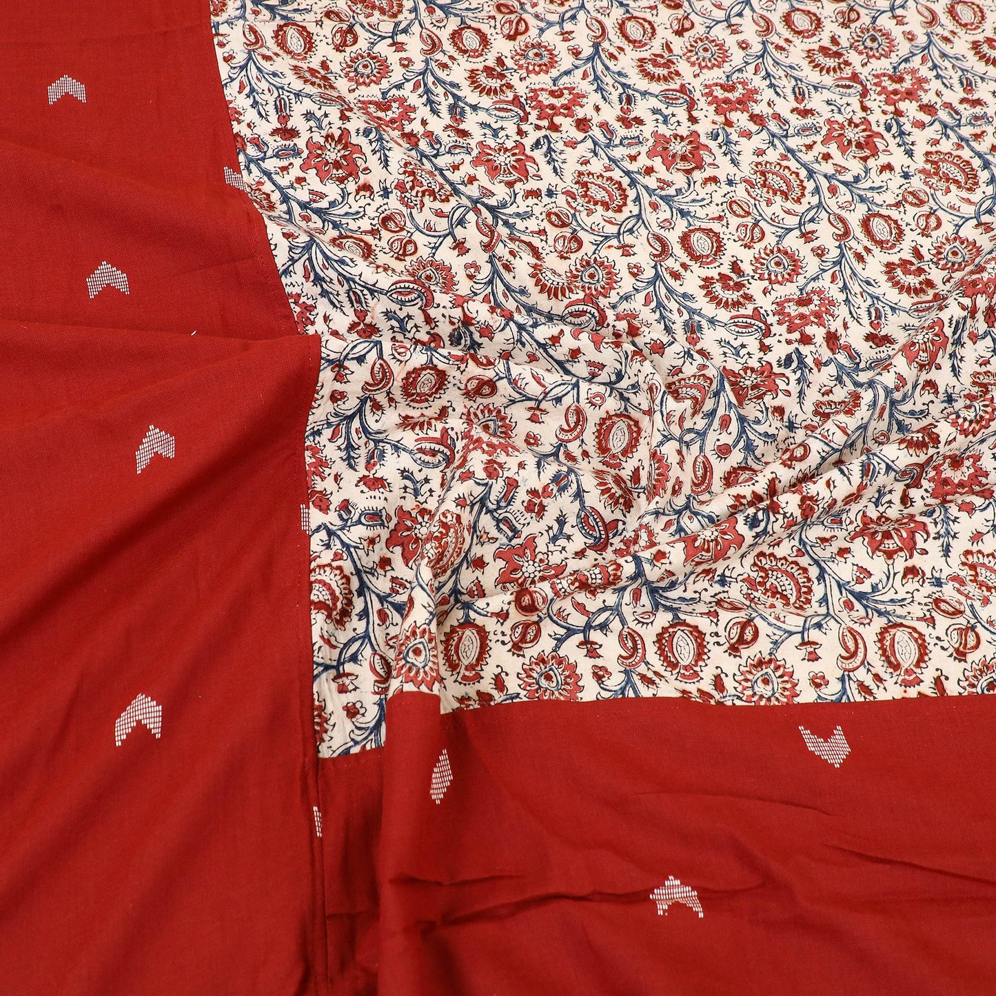 Buy Jacquard with Kalamkari Patch Cotton Bedsheet Set