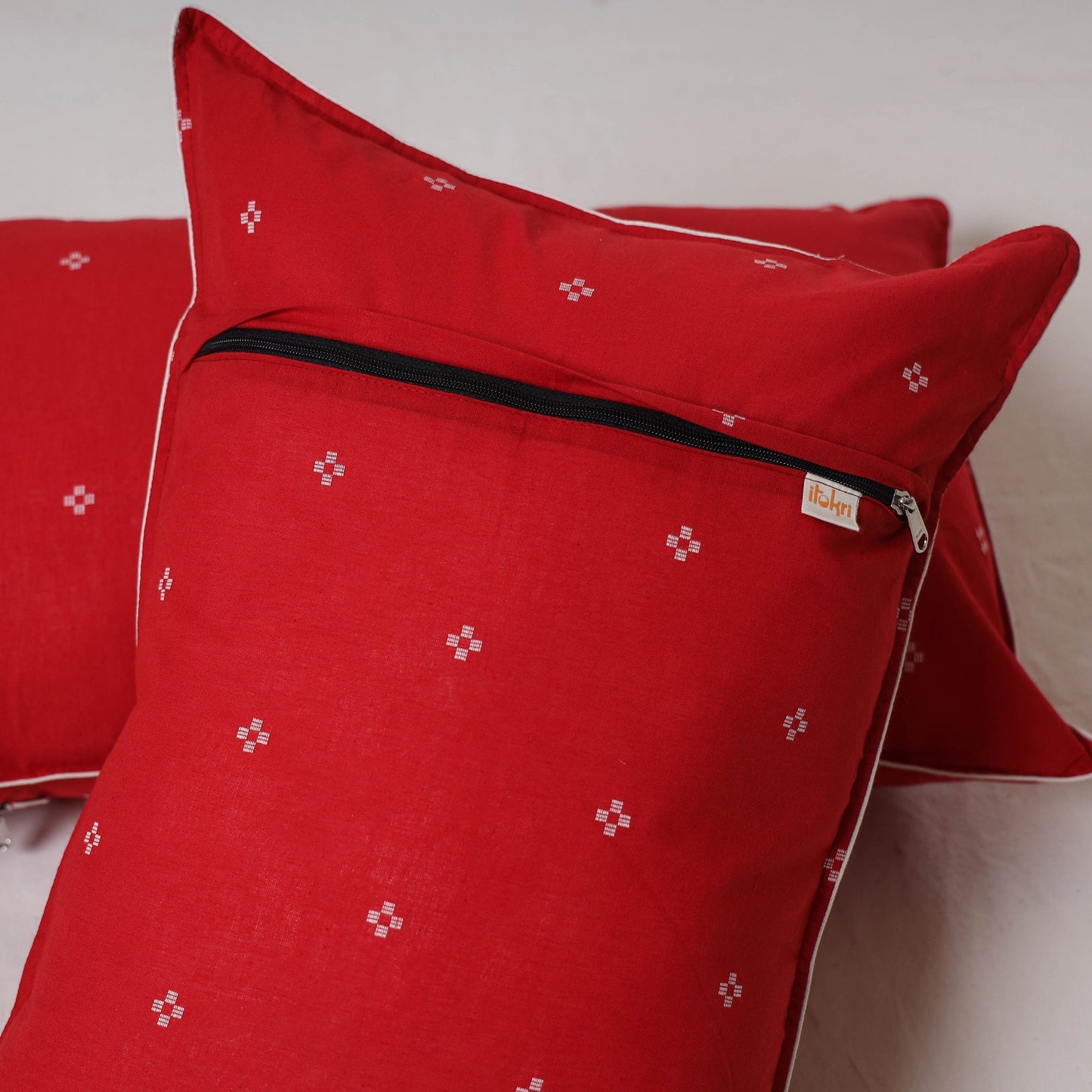 Jacquard weave pillow cover (set of 2) 18 - handcrafted