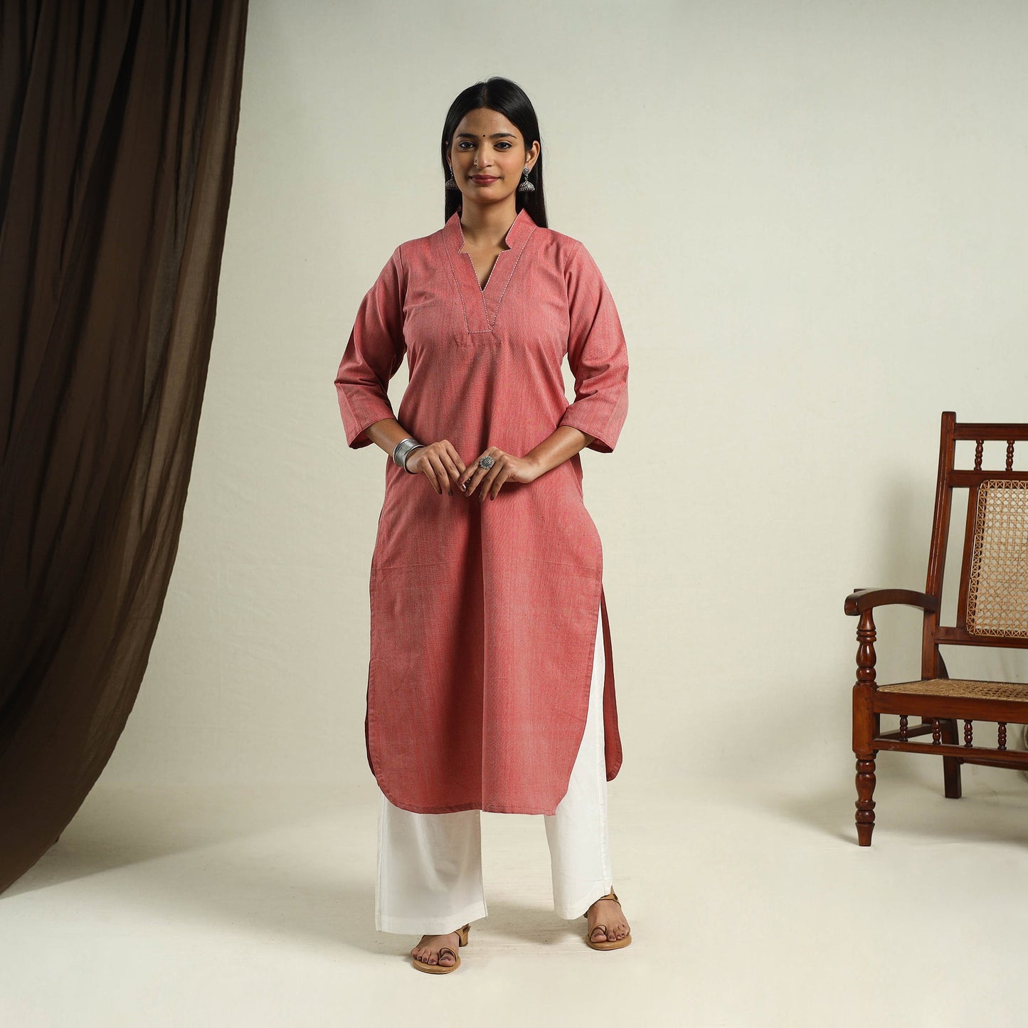 Buy Red Jhiri Handloom Straight Cotton Kurta for Women