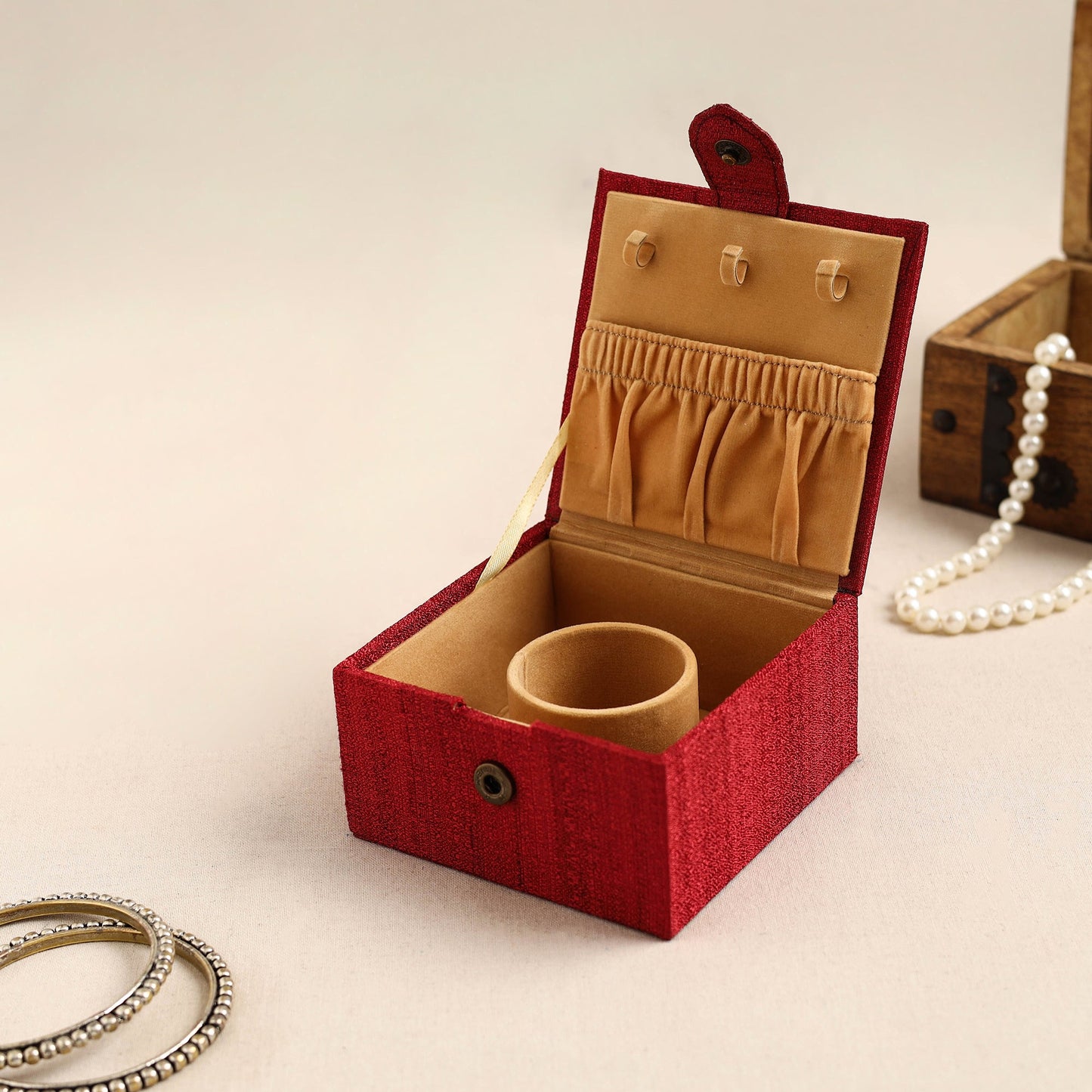 Red Kalamkari Handpainted Ghicha Silk Bangle Box (Small)