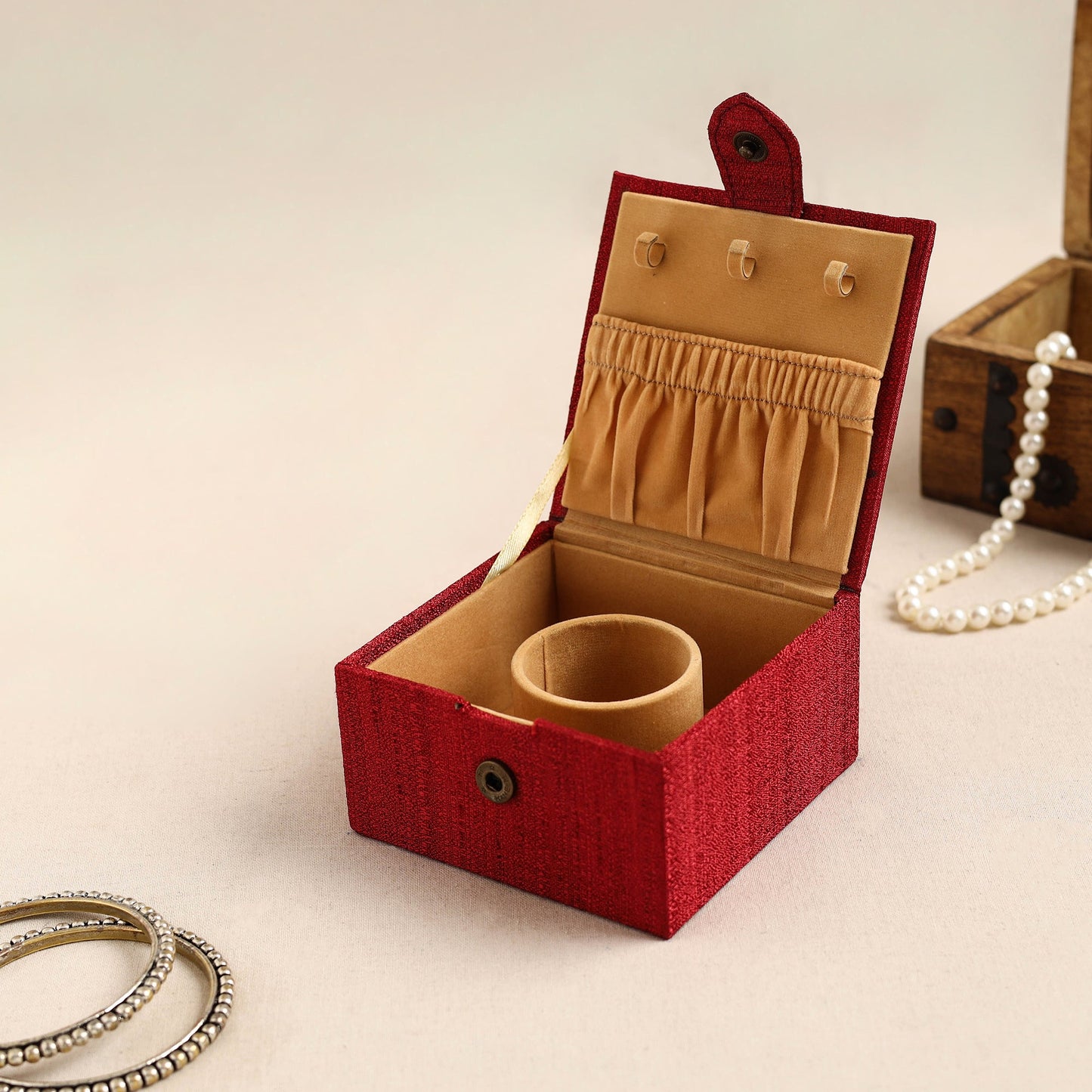 Red Kalamkari Handpainted Ghicha Silk Bangle Box (Small)