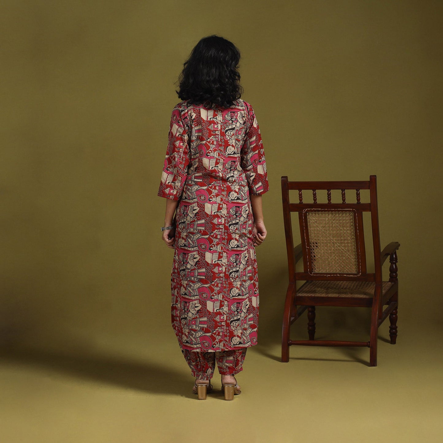 Red - kalamkari printed cotton 2pc kurta set for women 05