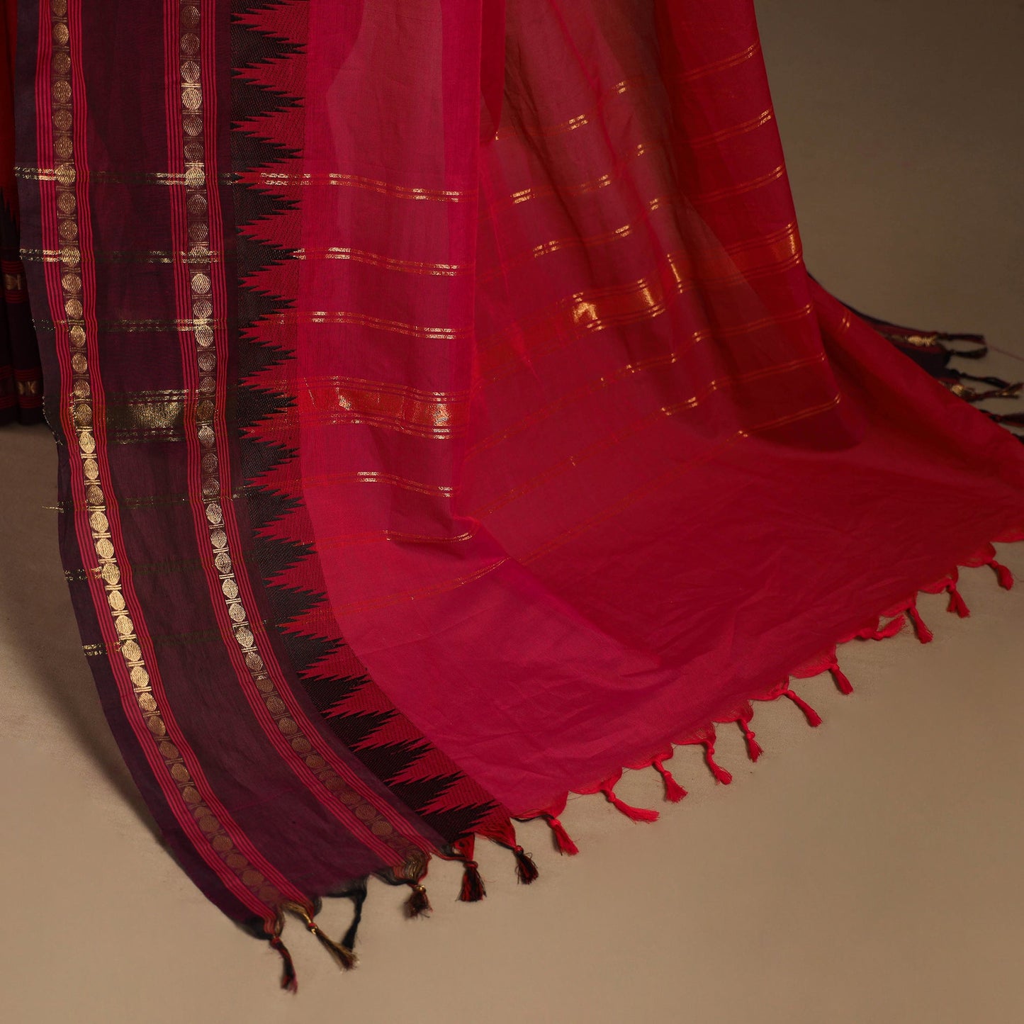 Red Kandangi Chettinad Cotton Saree with Border