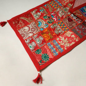 Khambadiya patchwork table runner (71 x 16 in) 03