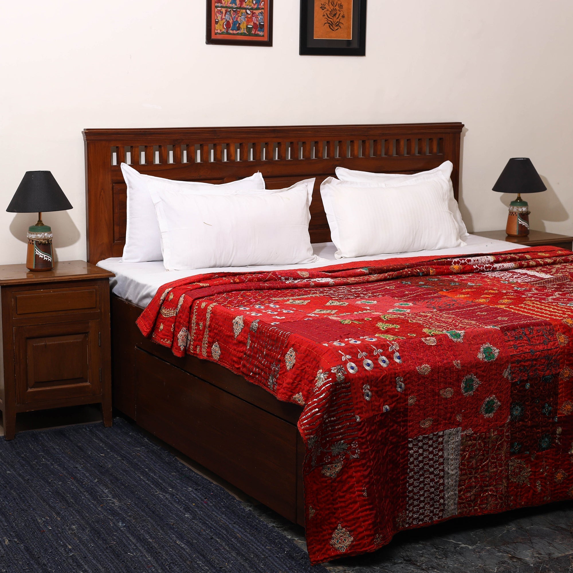 Khambadiya tagai patchwork quilt / gudri / blanket (108 x